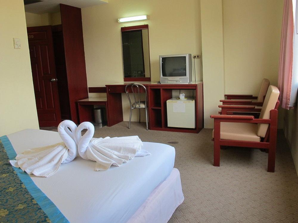 Chumphon Palace Hotel Exteriör bild
