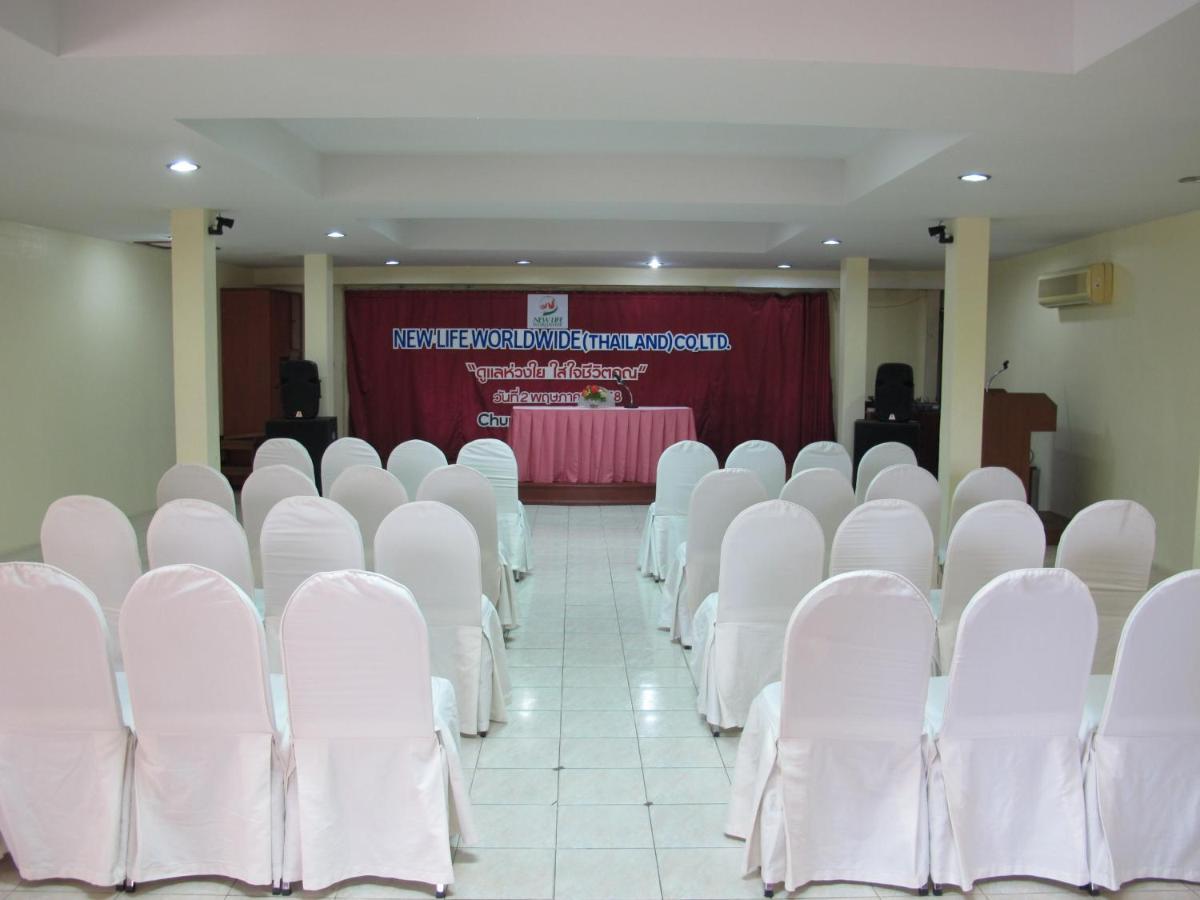 Chumphon Palace Hotel Exteriör bild
